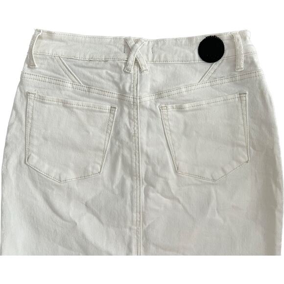 PTCL Ripped Frayed Hem Denim Miniskirt White Jean Distressed Skirt Size 27 - Picture 11 of 11